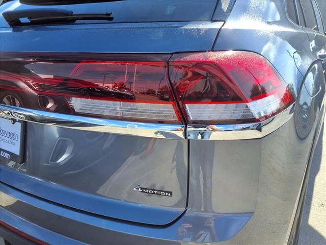 2025 Volkswagen Atlas Cross Sport 2.0T SEL