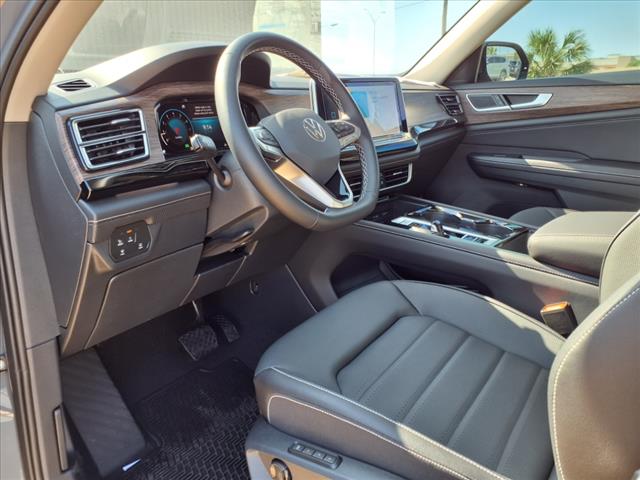 2025 Volkswagen Atlas 2.0T SEL