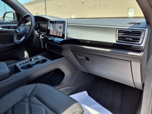 2025 Volkswagen Atlas Cross Sport 2.0T SE