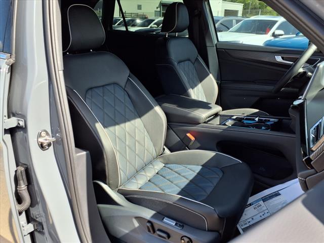 2025 Volkswagen Atlas Cross Sport 2.0T SEL Premium R-Line