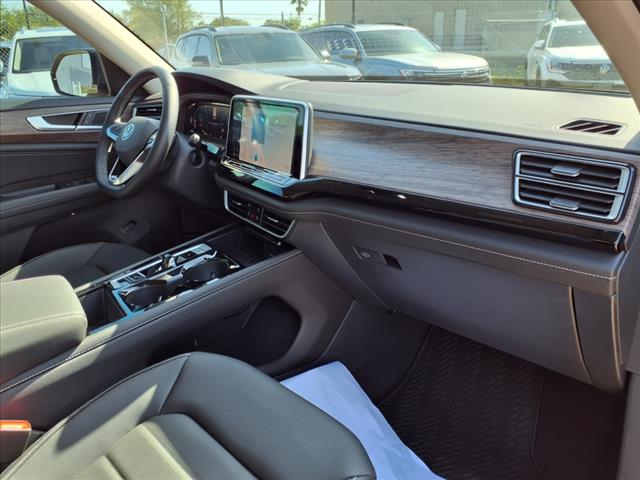 2025 Volkswagen Atlas 2.0T SEL