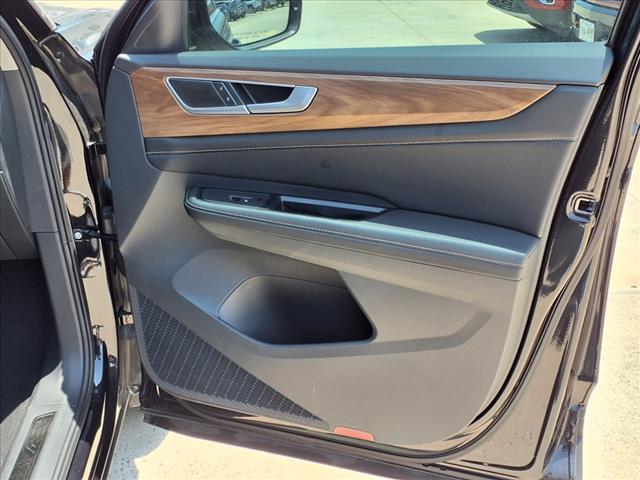 2024 Volkswagen Atlas 2.0T SE w/ Technology