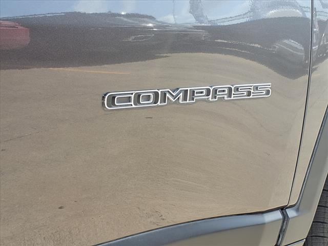 2023 Jeep Compass Latitude Lux