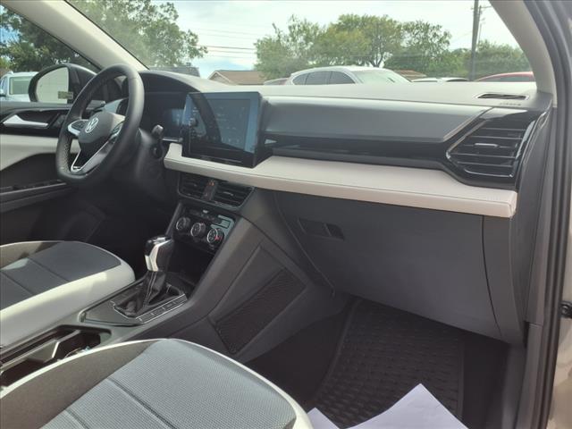 2025 Volkswagen Taos 1.5T S