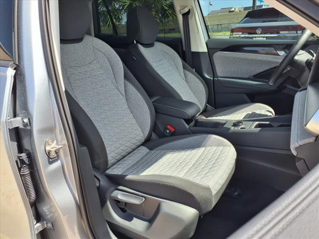 2025 Volkswagen Tiguan 2.0T S