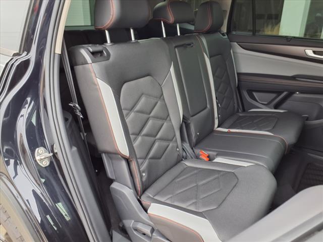 2025 Volkswagen Atlas 2.0T Peak Edition