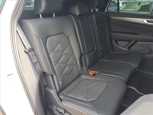 2026 Volkswagen Atlas Cross Sport SE