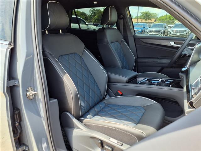 2025 Volkswagen Atlas Cross Sport 2.0T SEL Premium R-Line
