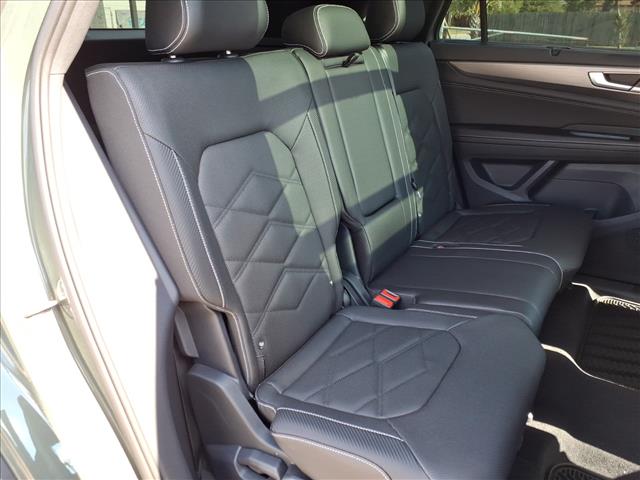 2026 Volkswagen Atlas Cross Sport SE