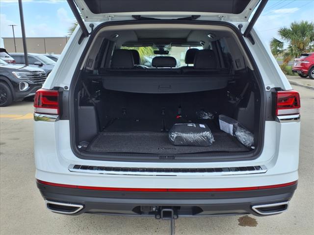 2025 Volkswagen Atlas 2.0T SE w/ Technology