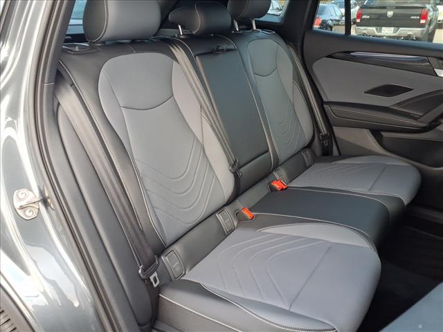 2025 Volkswagen Tiguan SE R-Line Black