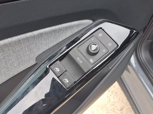 2025 Volkswagen ID.4 Pro