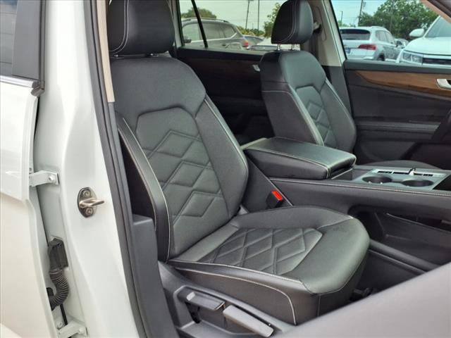 2024 Volkswagen Atlas 2.0T SE