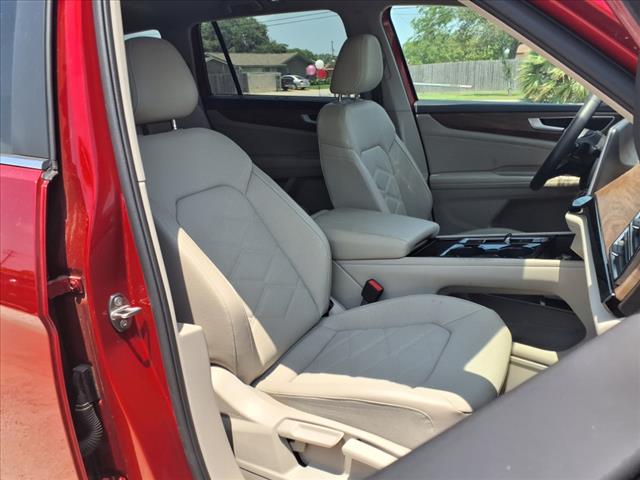 2024 Volkswagen Atlas 2.0T SE w/ Technology