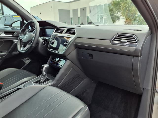 2024 Volkswagen Tiguan 2.0T SE R-Line Black