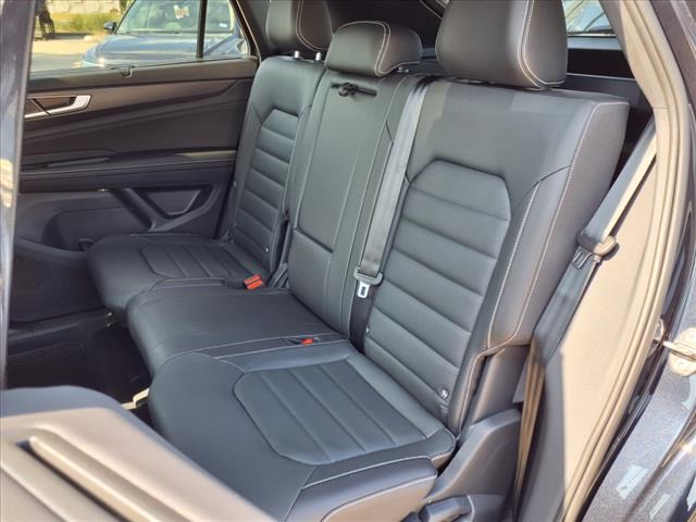2025 Volkswagen Atlas Cross Sport 2.0T SEL