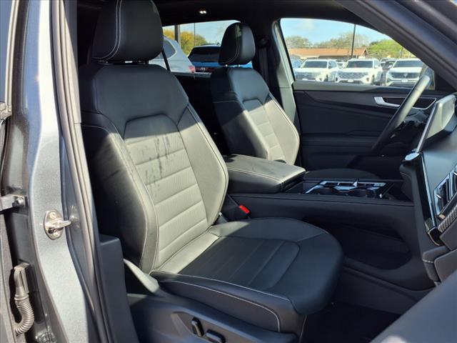 2025 Volkswagen Atlas Cross Sport 2.0T SEL