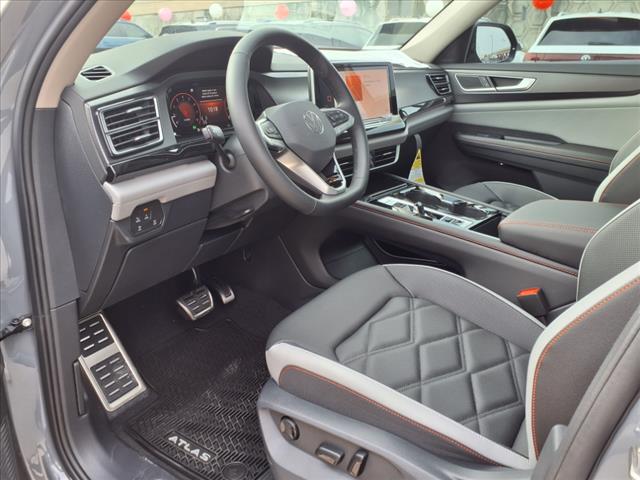 2025 Volkswagen Atlas 2.0T Peak Edition
