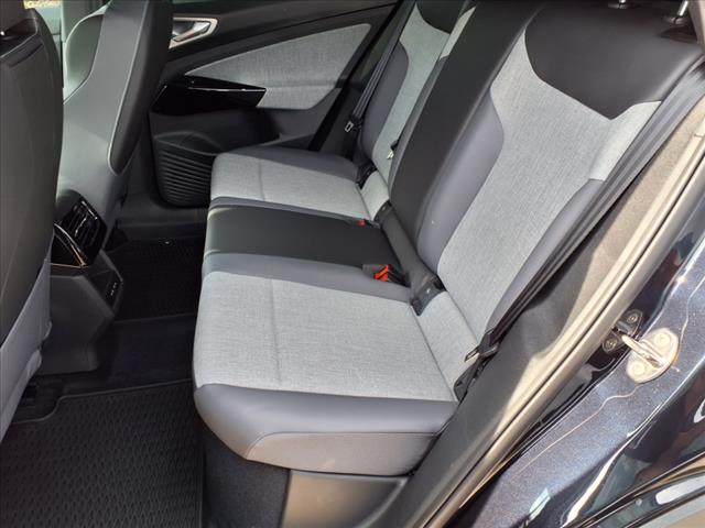 2025 Volkswagen ID.4 Pro