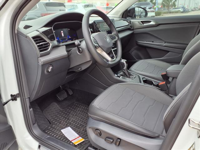 2025 Volkswagen Taos 1.5T SE Black