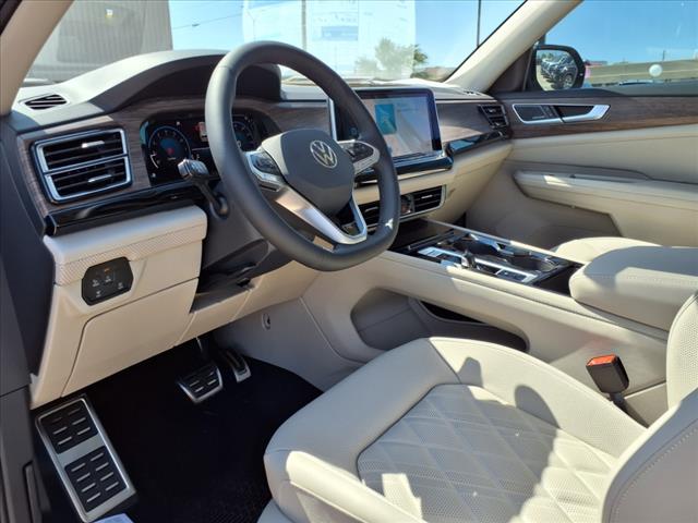 2025 Volkswagen Atlas 2.0T SEL Premium R-Line