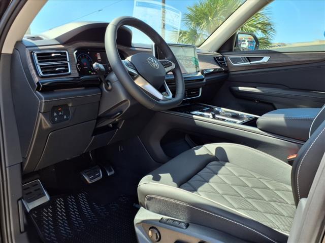 2025 Volkswagen Atlas 2.0T SEL Premium R-Line