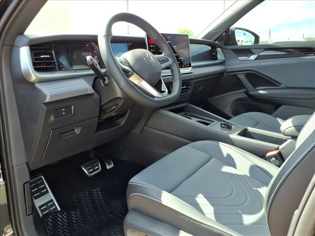 2025 Volkswagen Tiguan SERBLK