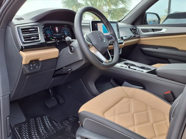 2025 Volkswagen Atlas Cross Sport 2.0T SE