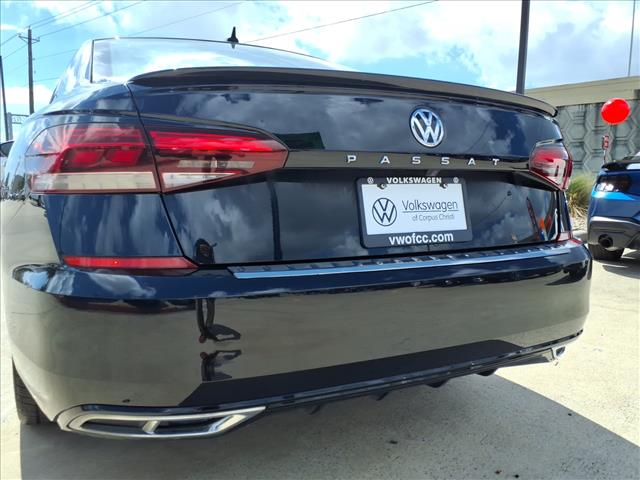 2022 Volkswagen Passat 2.0T R-Line