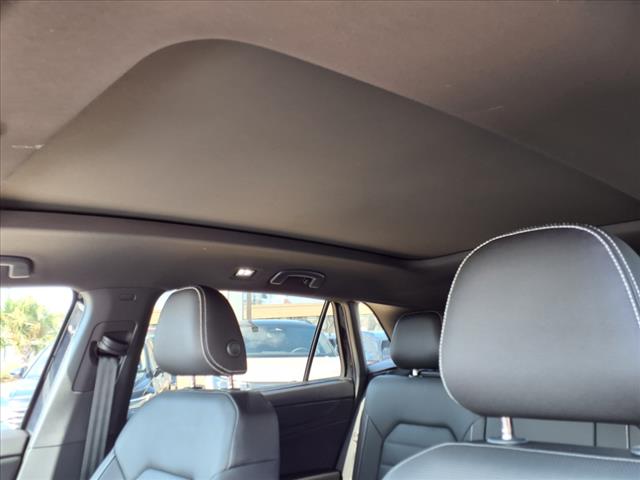 2025 Volkswagen Atlas Cross Sport 2.0T SEL