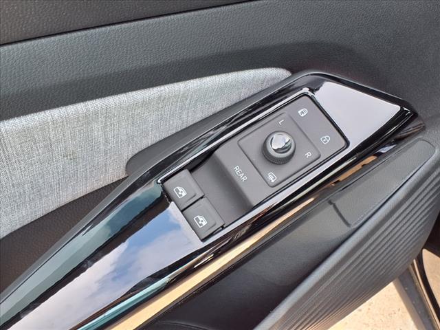 2025 Volkswagen ID.4 Pro
