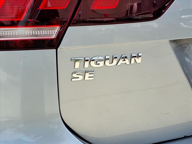 2021 Volkswagen Tiguan 2.0T SE R-Line Black