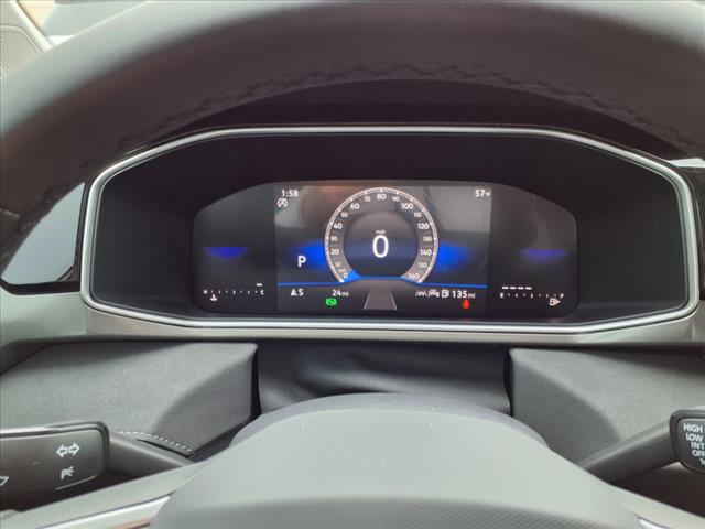 2025 Volkswagen Taos 1.5T SE Black