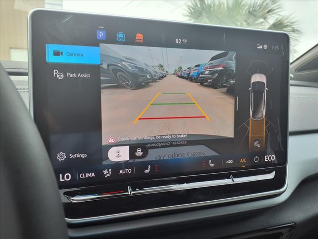 2025 Volkswagen ID.4 Pro