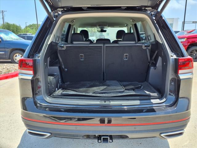 2024 Volkswagen Atlas 2.0T SE w/ Technology