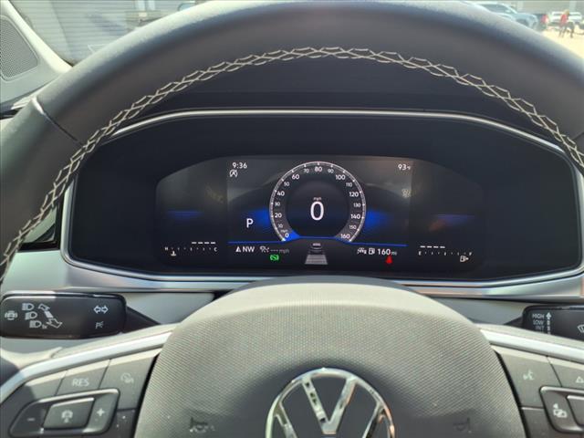 2025 Volkswagen Taos 1.5T SE