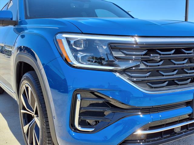 2025 Volkswagen Atlas Cross Sport 2.0T SEL Premium R-Line