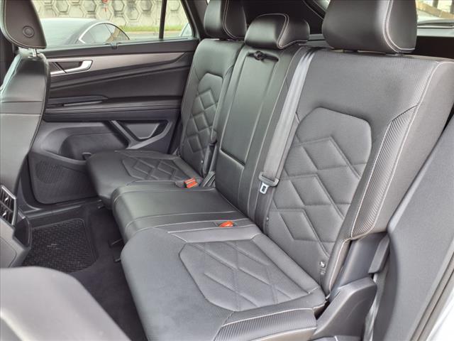 2024 Volkswagen Atlas Cross Sport 2.0T SE w/ Technology