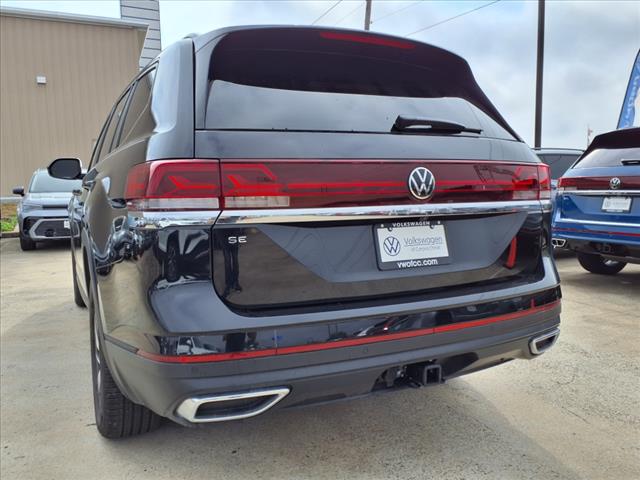 2024 Volkswagen Atlas 2.0T SE w/ Technology
