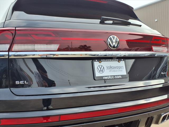 2025 Volkswagen Atlas Cross Sport 2.0T SEL Premium R-Line