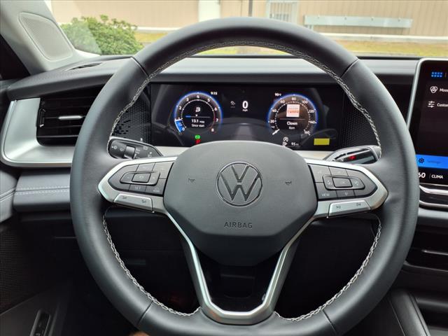 2025 Volkswagen Tiguan 2.0T SE
