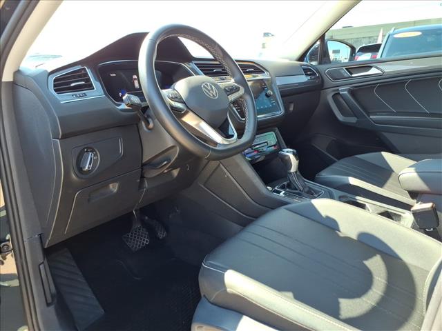 2023 Volkswagen Tiguan 2.0T SE