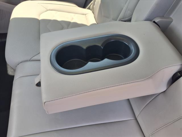 2024 Volkswagen Atlas 2.0T SE w/ Technology