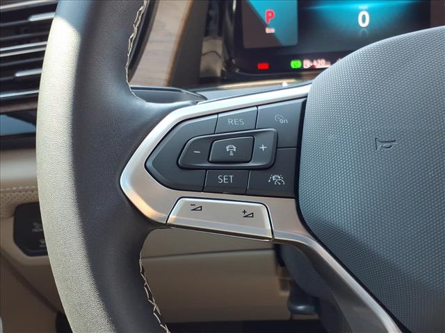 2025 Volkswagen Atlas 2.0T SE