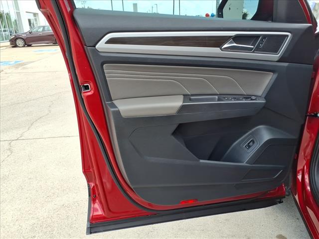 2023 Volkswagen Atlas 3.6 SE w/ Technology