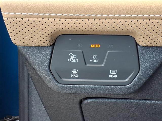 2025 Volkswagen Atlas Cross Sport 2.0T SE w/ Technology
