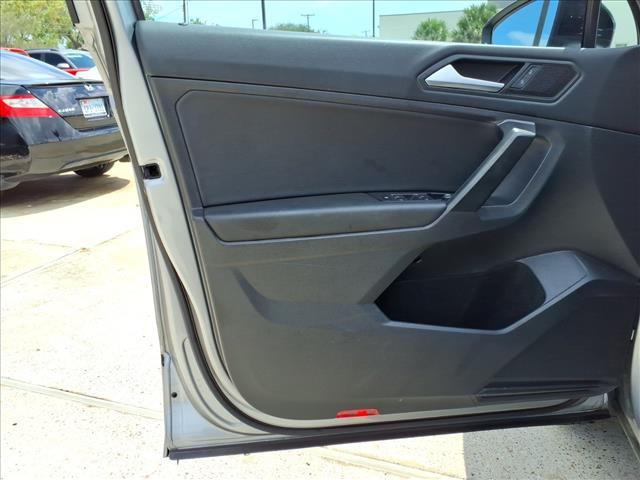2021 Volkswagen Tiguan 2.0T SE R-Line Black