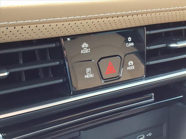 2025 Volkswagen Atlas Cross Sport 2.0T SE w/ Technology