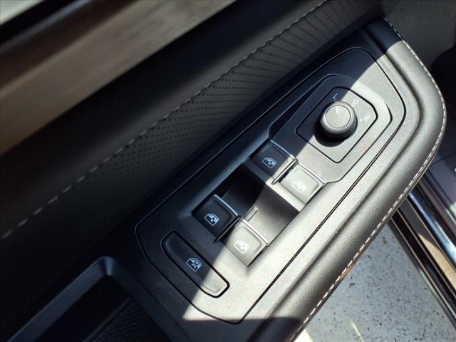 2024 Volkswagen Atlas 2.0T SE w/ Technology