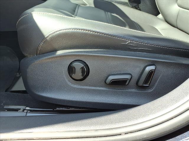 2022 Volkswagen Passat 2.0T R-Line